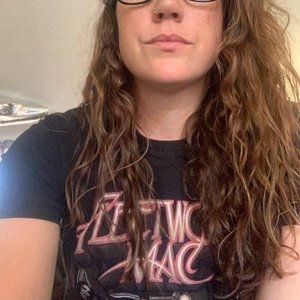 Meet your Posher, Pea